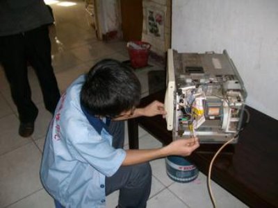 东丽区TCL洗衣机维修电话(全国24小时)--百名服务中心