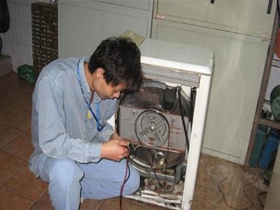 北京美的洗衣机维修服务电话--万晟维修服务中心